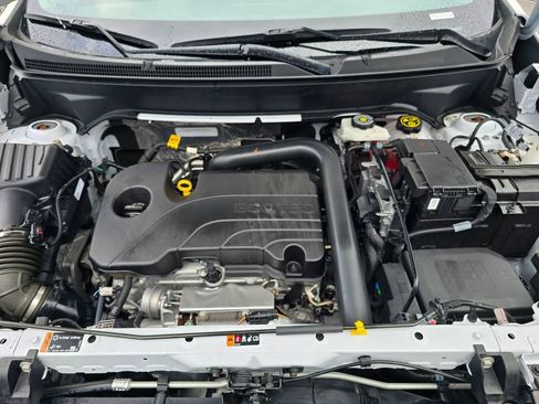 Used 2024 Chevrolet Equinox LT FWD image 22