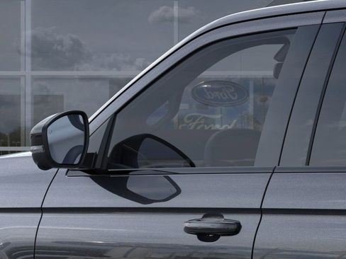 New 2026 Ford Expedition Platinum w/ Stealth Appearance Package image 22