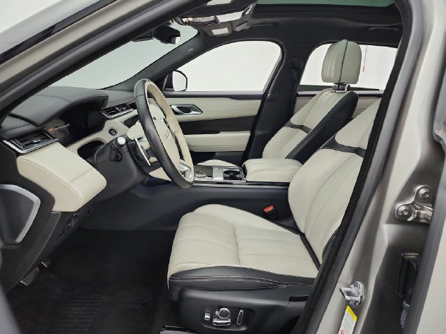 Used 2018 Land Rover Range Rover Velar AWD/4WD image 43