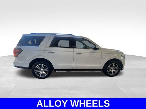 Certified 2023 Ford Expedition Limited image 3