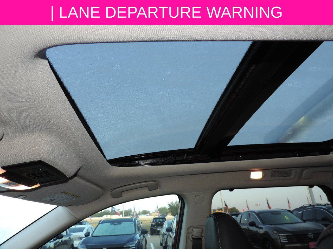 Certified 2024 Nissan Pathfinder Platinum FWD image 18