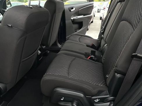 Used 2017 Dodge Journey SE FWD image 28