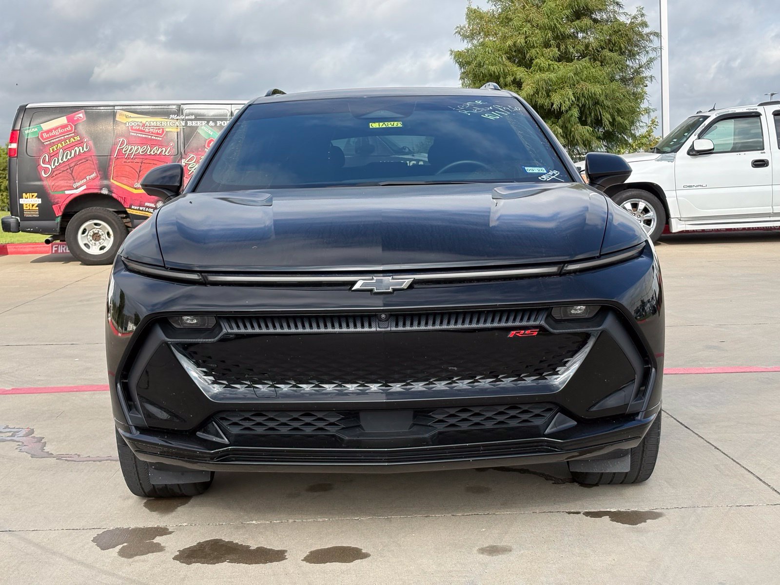 Certified 2024 Chevrolet Equinox EV RS FWD image 2