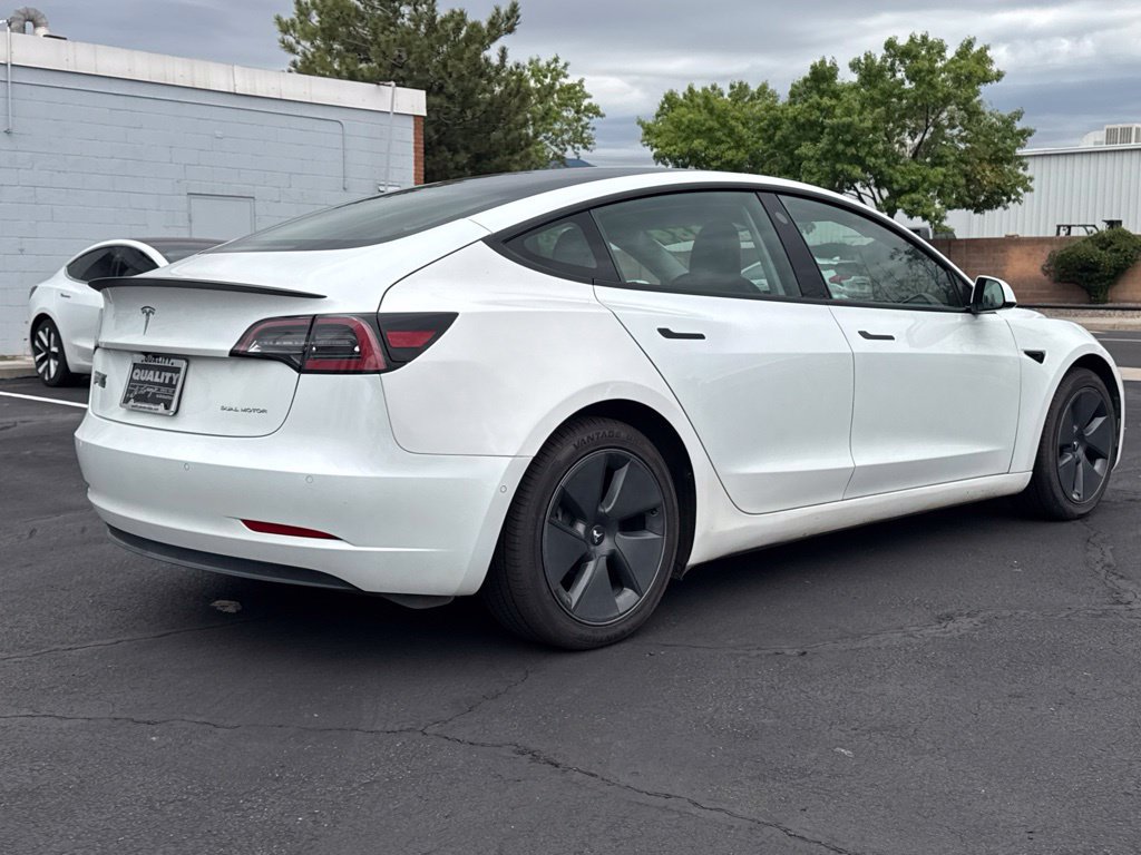 Used 2022 Tesla Model 3 Long Range AWD/4WD image 8