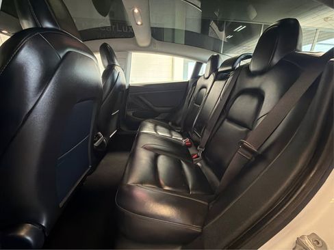Used 2020 Tesla Model 3 Standard Range Plus RWD image 10