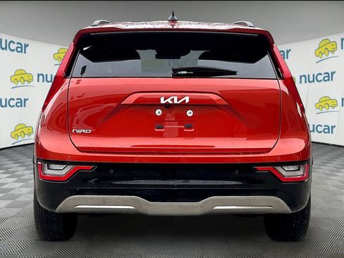 Used 2023 Kia Niro Wave w/ Wave Preserve Package image 5
