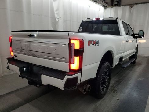Used 2023 Ford F350 Platinum AWD/4WD image 3