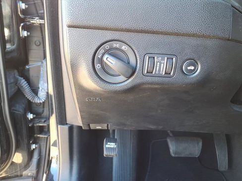 Used 2023 Dodge Charger GT image 17