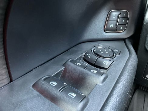Used 2020 Ford Expedition Limited AWD/4WD image 16