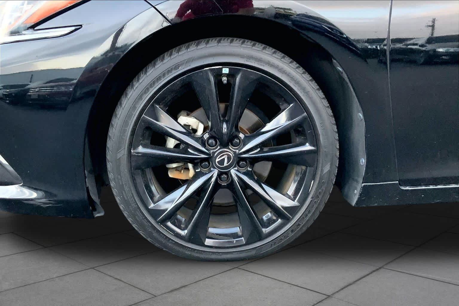 Used 2021 Lexus ES 350 F Sport w/ Special Edition FWD image 10