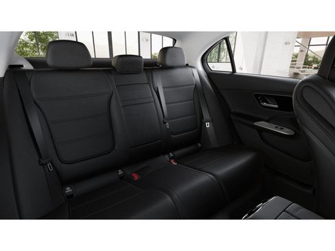 Used 2026 Mercedes-Benz C 300 4MATIC Sedan image 5