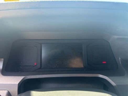 Used 2024 Toyota Tacoma SR AWD/4WD image 17