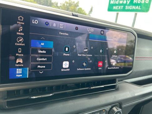 Used 2024 Jeep Wrangler Rubicon image 27