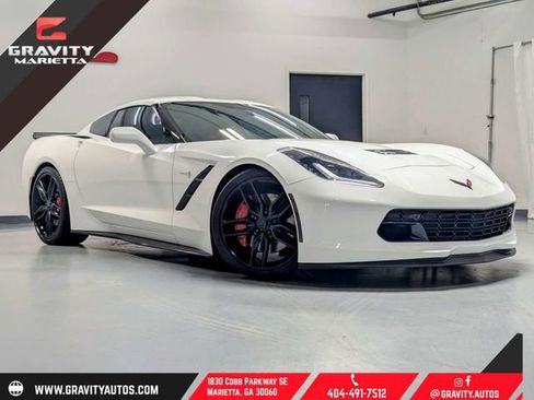 Used 2017 Chevrolet Corvette Stingray Coupe image 1
