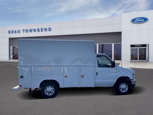 New 2025 Ford E-350 and Econoline 350 Super Duty w/ Power Equipment Group image 3