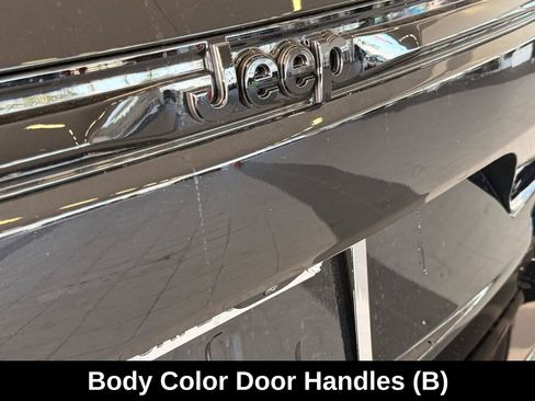 New 2026 Jeep Grand Cherokee Altitude image 35