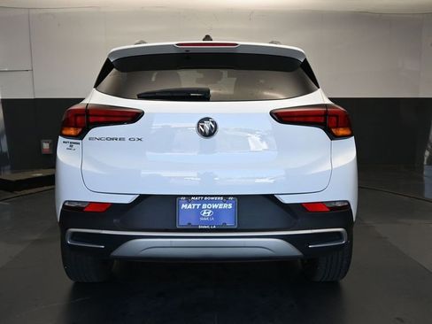 Used 2022 Buick Encore GX Select FWD image 17