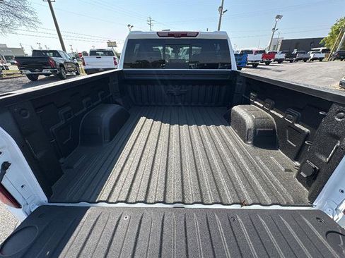 New 2026 Chevrolet Silverado 1500 LTZ w/ LTZ Premium Package AWD/4WD image 12