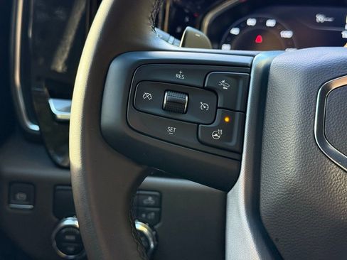 Used 2023 GMC Sierra 1500 SLT w/ SLT Premium Package RWD image 17