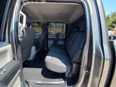 Used 2017 Ford F150 XL w/ Equipment Group 101A Mid AWD/4WD image 30