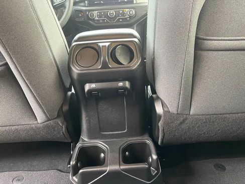 Used 2024 Jeep Wrangler Unlimited Sport AWD/4WD image 18