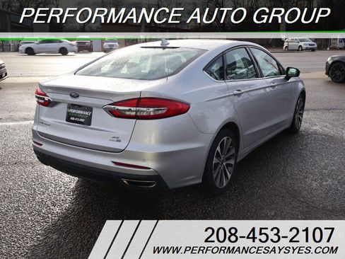Used 2019 Ford Fusion SE image 7