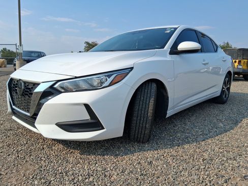 Used 2021 Nissan Sentra SV FWD image 1