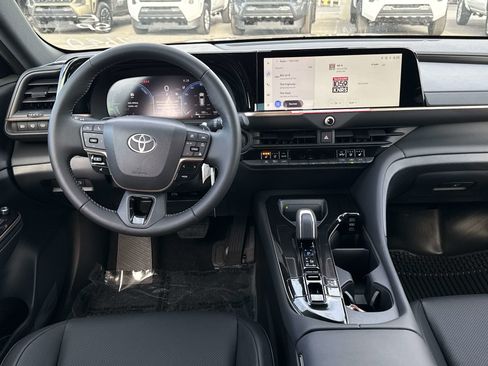 New 2026 Toyota Crown Signia image 13