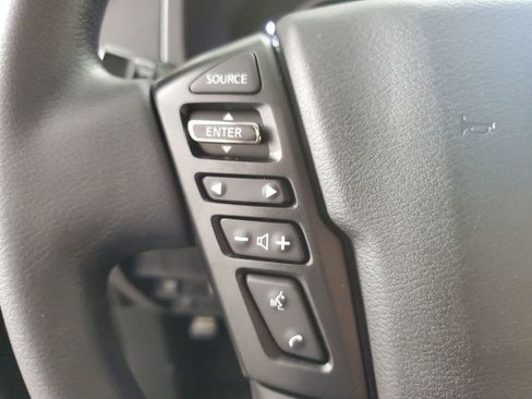 Used 2022 Nissan Frontier SV image 22