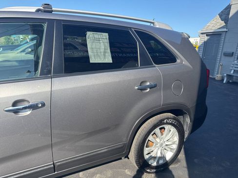 Used 2011 Kia Sorento LX w/ Convenience Pkg AWD/4WD image 5