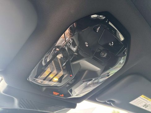 Used 2025 BMW X3 xDrive30i w/ Premium Package image 24