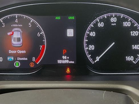Used 2018 Honda Accord Touring image 22