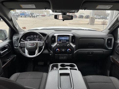 Used 2020 GMC Sierra 1500 Elevation w/ Elevation Value Package image 13