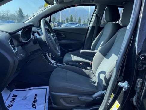 Used 2020 Chevrolet Trax LS w/ Tint and Cruise Package image 18