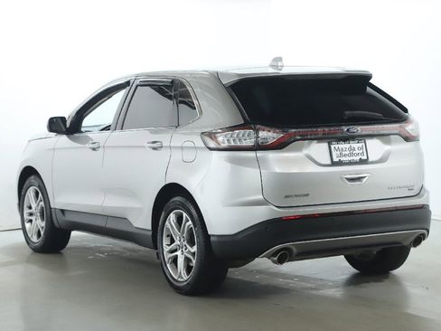 Used 2018 Ford Edge Titanium image 40