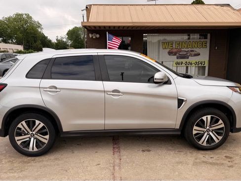 Used 2022 Mitsubishi Outlander Sport SE FWD image 6