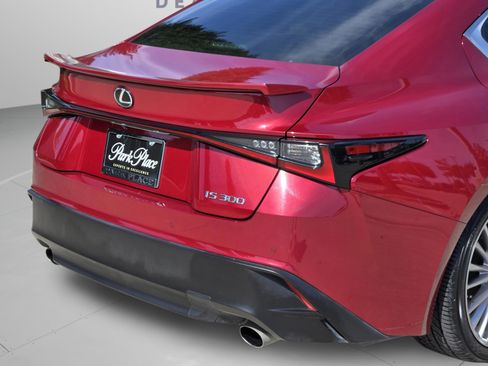 Used 2022 Lexus IS 300 w/ Premium Package RWD image 42