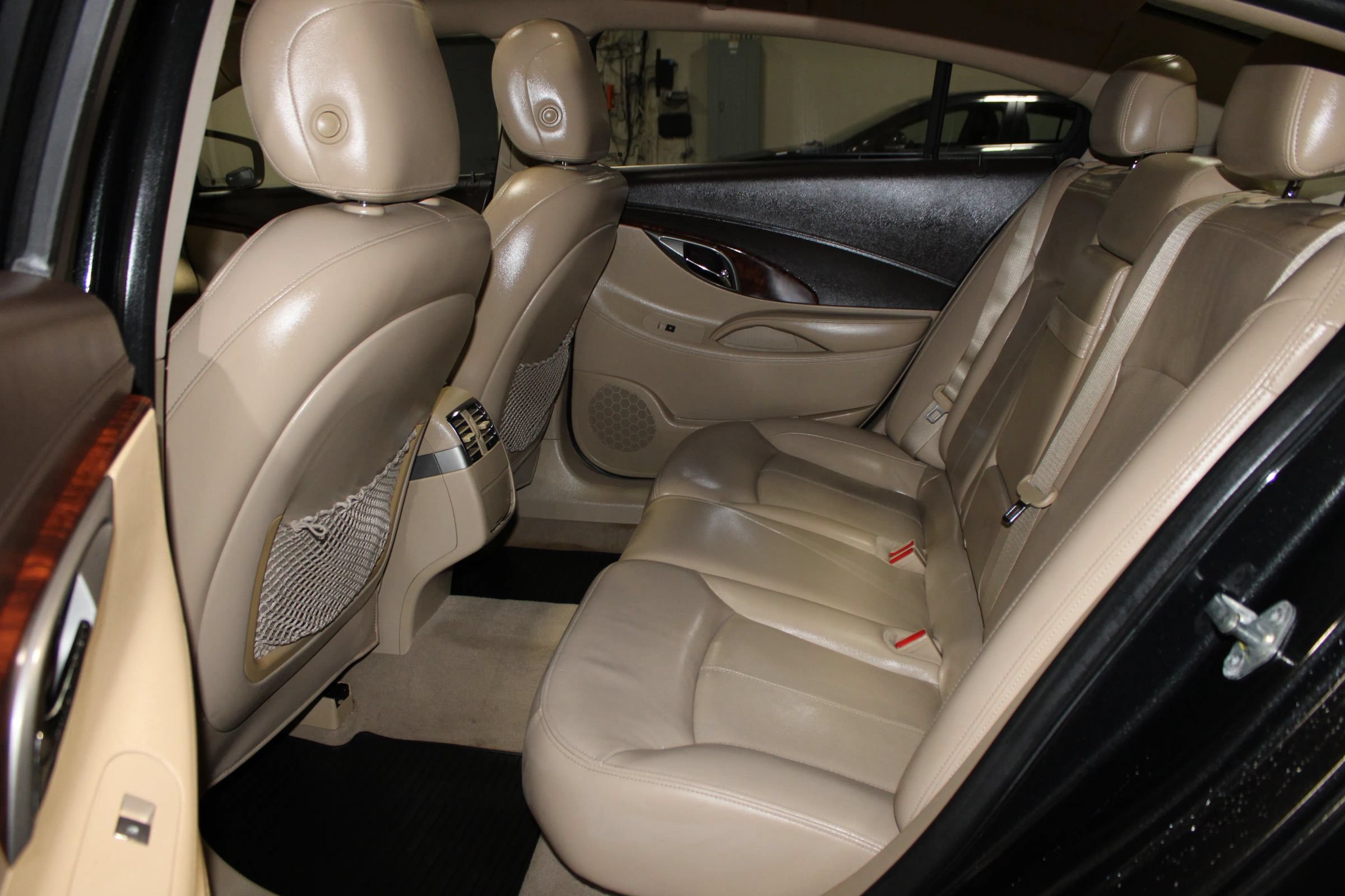 Used 2012 Buick LaCrosse Premium FWD image 27