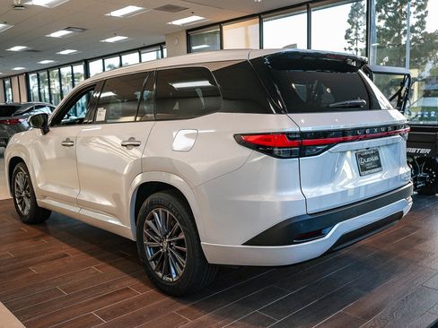 New 2026 Lexus TX 350 FWD image 4