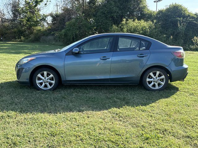 Used 2011 MAZDA MAZDA3 i Touring FWD image 3