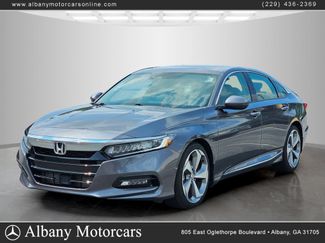 Used 2018 Honda Accord Touring video 1