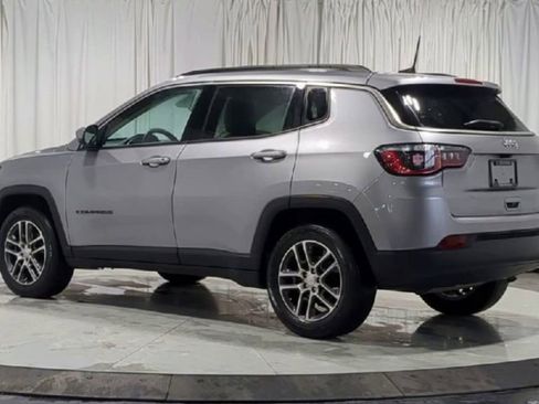 Used 2019 Jeep Compass Latitude image 8