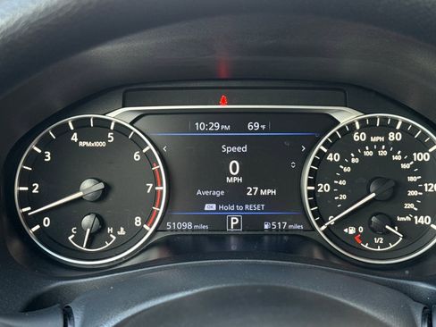 Used 2024 Nissan Altima 2.5 SV FWD image 17