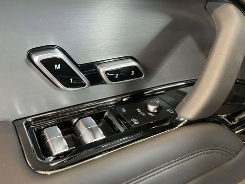 New 2026 Land Rover Range Rover Sport SE AWD/4WD image 34