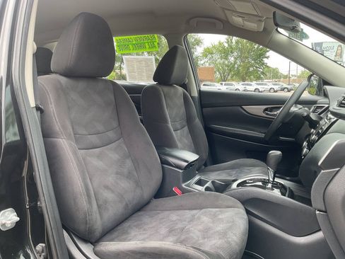 Used 2015 Nissan Rogue S AWD/4WD image 36