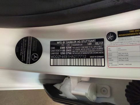 Used 2017 Mercedes-Benz E 300 4MATIC image 56