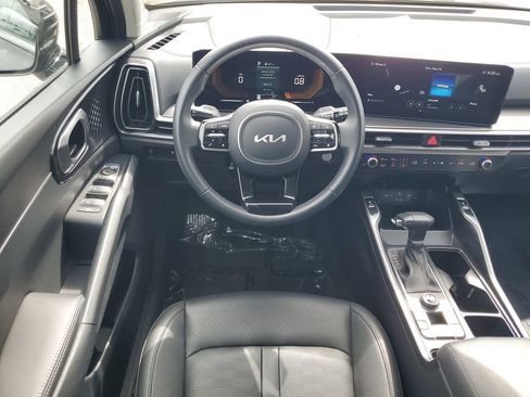Used 2025 Kia Sorento S w/ Panoramic Sunroof Package FWD image 27