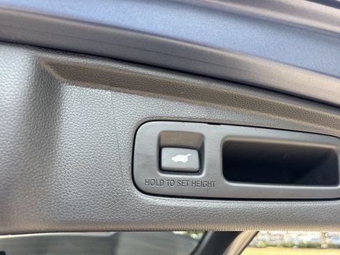 Used 2026 Honda CR-V Sport-L image 9