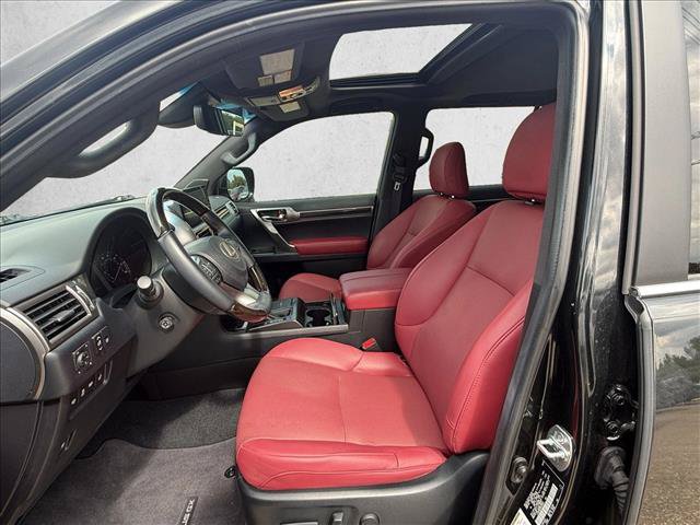 Used 2023 Lexus GX 460 Premium AWD/4WD image 16