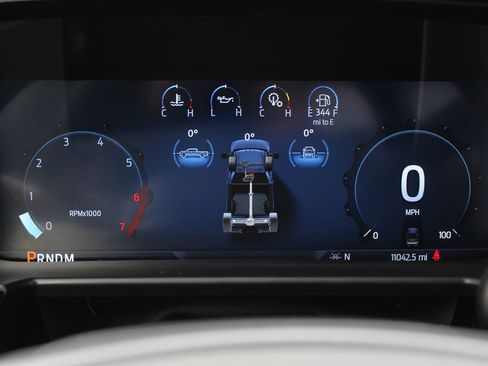 Used 2024 Ford F250 Lariat w/ Tremor Off-Road Package image 17